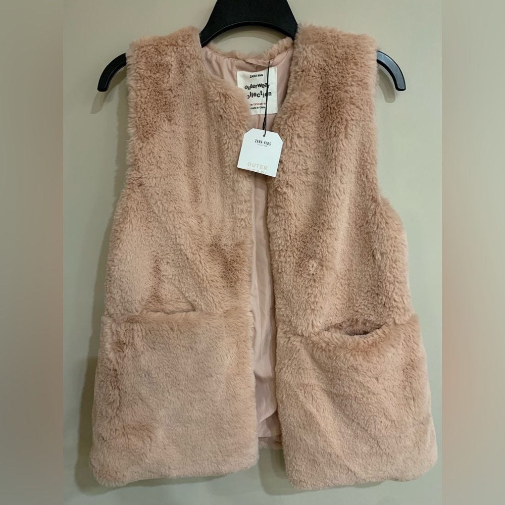 Zara kids faux fur vest. Size 13/14. Brand new with tags.